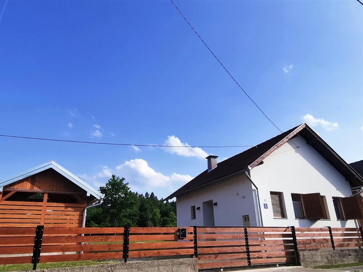 Slatinski Drenovac Holiday Home Little House On Papuk المظهر الخارجي الصورة
